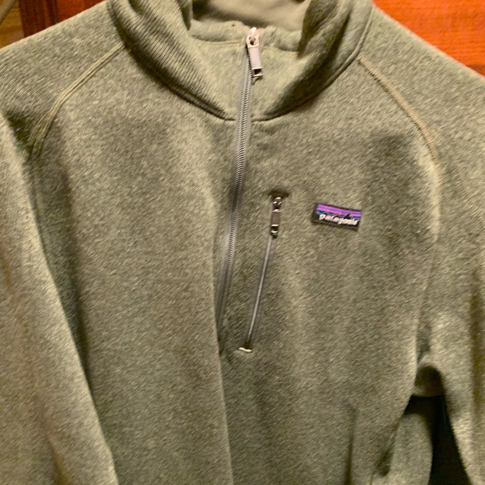 Patagonia pull over